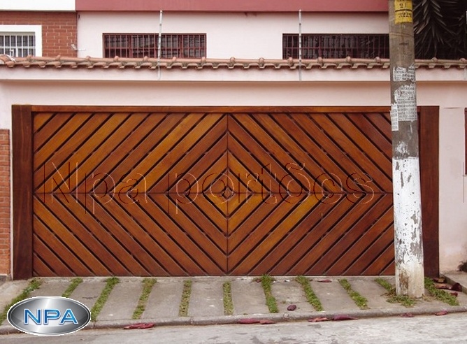 Portão de Madeira – NPA 20 – Deck Portão de Madeira – NPA 20 – Deck